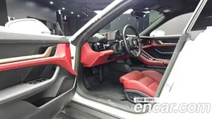 Porsche Taycan, 2023 — миниатюра 13