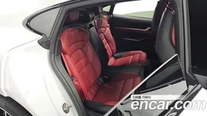 Porsche Taycan, 2023 — миниатюра 17