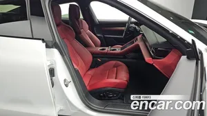 Porsche Taycan, 2023 — миниатюра 16