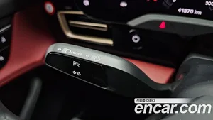 Porsche Taycan, 2023 — миниатюра 36