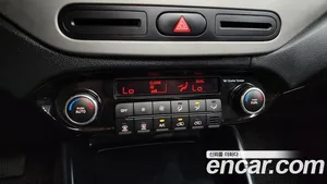 Kia Carens, 2013 — миниатюра 31