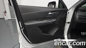 Cadillac XT4, 2023 — миниатюра 14