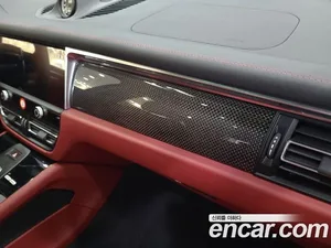 Porsche Macan, 2023 — миниатюра 19