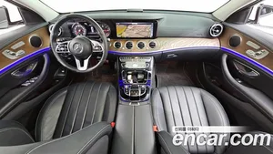 Mercedes-Benz E-Class, 2019 — миниатюра 10