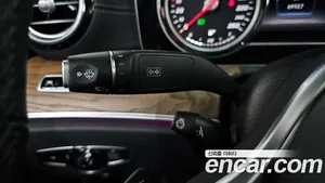Mercedes-Benz E-Class, 2019 — миниатюра 28