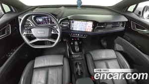 Audi Q4 e-tron, 2022 — миниатюра 10