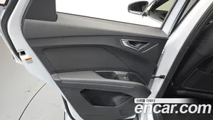 Audi Q4 e-tron, 2022 — миниатюра 15