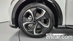 Kia EV6, 2023 — миниатюра 5