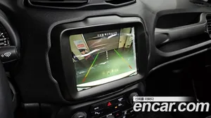 Jeep Renegade, 2023 — миниатюра 21