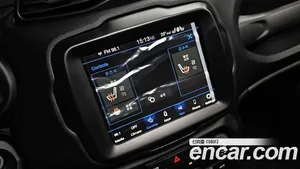 Jeep Renegade, 2023 — миниатюра 22