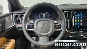 Volvo S60, 2023 — миниатюра 18