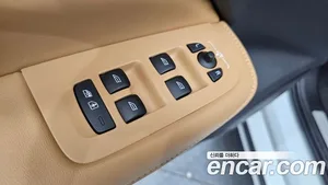 Volvo S60, 2023 — миниатюра 36