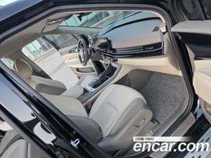 Kia Carnival, 2024 — миниатюра 20