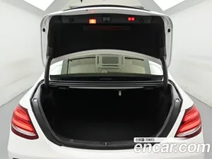 Mercedes-Benz E-Class, 2018 — миниатюра 19