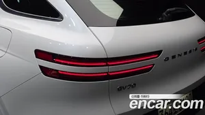 Genesis GV70, 2023 — миниатюра 9