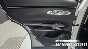 Genesis GV70, 2023 — миниатюра 15