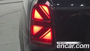 Mini Countryman, 2021 — миниатюра 9