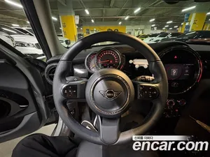 Mini Cooper, 2021 — миниатюра 6
