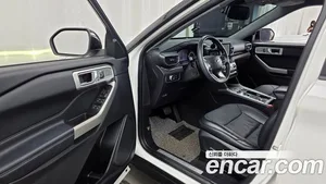 Ford Explorer, 2020 — миниатюра 10