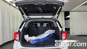Ford Explorer, 2020 — миниатюра 20