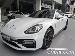 Porsche Panamera, 2022 — миниатюра 1