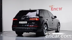 Audi Q7, 2022 — миниатюра 1