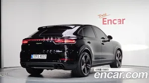 Porsche Cayenne, 2023 — миниатюра 2