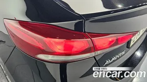Hyundai Avante, 2017 — миниатюра 9