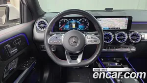 Mercedes-Benz GLB-Class, 2023 — миниатюра 13