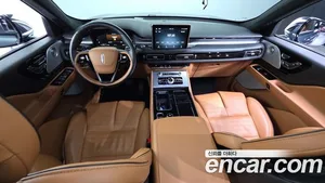 Lincoln Aviator, 2022 — миниатюра 10