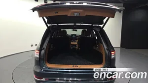 Lincoln Aviator, 2022 — миниатюра 26