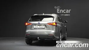 Lexus NX, 2017 — миниатюра 4
