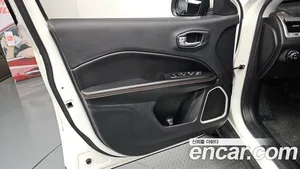Jeep Compass, 2019 — миниатюра 14