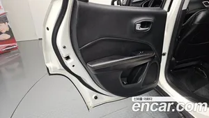 Jeep Compass, 2019 — миниатюра 15