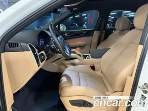 Porsche Cayenne, 2023 — миниатюра 13