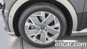 Genesis GV60, 2022 — миниатюра 5