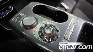 Genesis GV60, 2022 — миниатюра 12