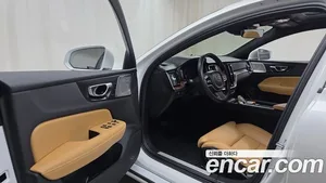 Volvo S60, 2021 — миниатюра 13