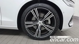 Volvo S60, 2021 — миниатюра 7