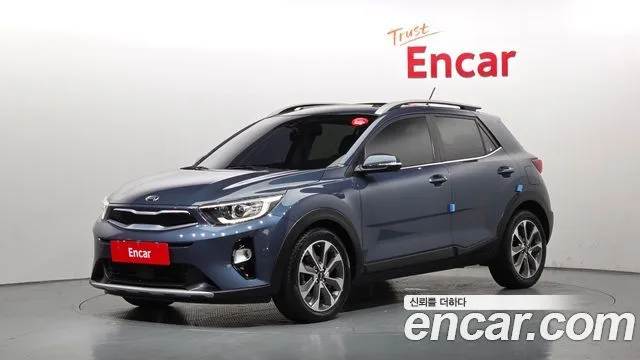 Kia Stonic, 2018 — фото автомобиля из Кореи