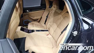 Porsche Panamera, 2023 — миниатюра 18