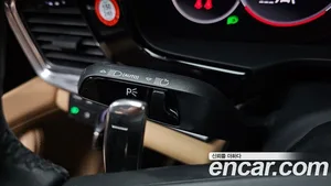 Porsche Panamera, 2023 — миниатюра 32