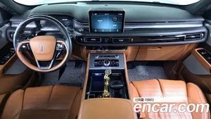 Lincoln Aviator, 2022 — миниатюра 10
