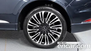 Lincoln Aviator, 2022 — миниатюра 7