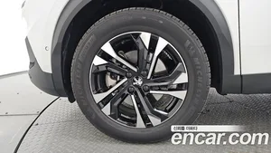 Peugeot 2008, 2023 — миниатюра 4