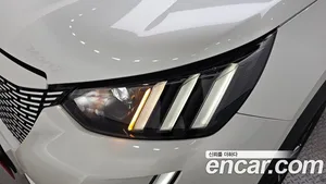 Peugeot 2008, 2023 — миниатюра 7