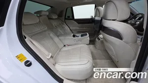 Genesis G90, 2022 — миниатюра 34