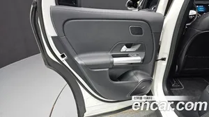 Mercedes-Benz EQA, 2023 — миниатюра 15