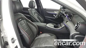 Mercedes-Benz E-Class, 2023 — миниатюра 16