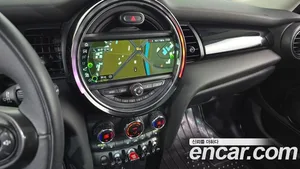 Mini Cooper, 2018 — миниатюра 12